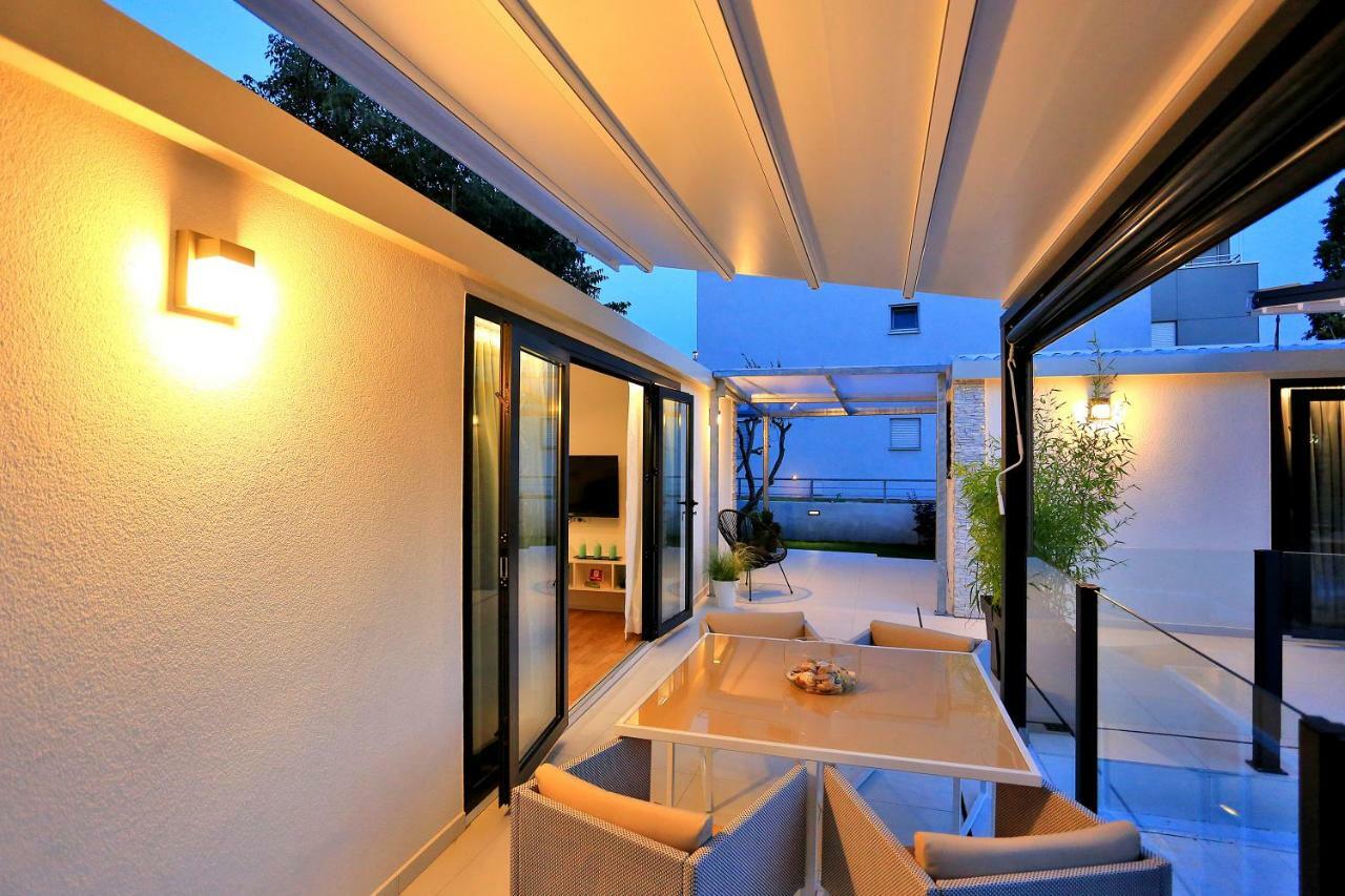 First Apartment Zadar Exterior foto